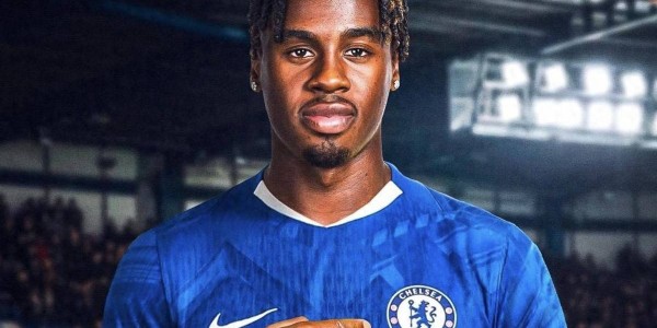 转会费2.5亿欧！德甲3名伪球星现形：加盟英超30场0球，昙花一现