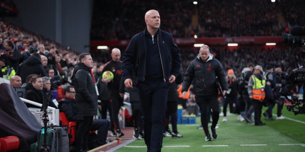 再输就到第八了！利物浦不敌曼城，媒体开始渲染斯洛特“接班人”