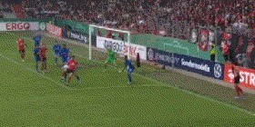 4-0，55岁前曼联主帅滕哈赫发威：率德甲劲旅大捷 迎德国杯开门红