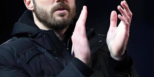 曼联官宣！卡里克担任临时主帅，前两场比赛踢曼城和阿森纳